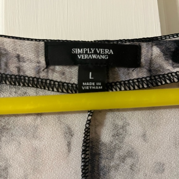 Simply Vera floral dress size large - Picture 2 of 4